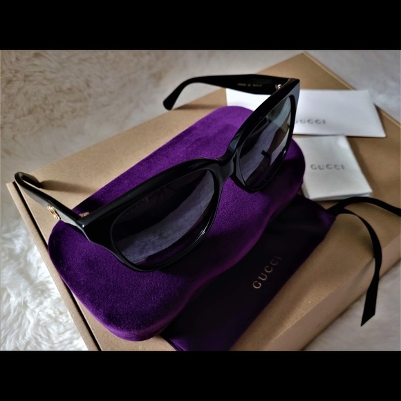 Authentic Gucci sun glasses - Picture 3 of 6